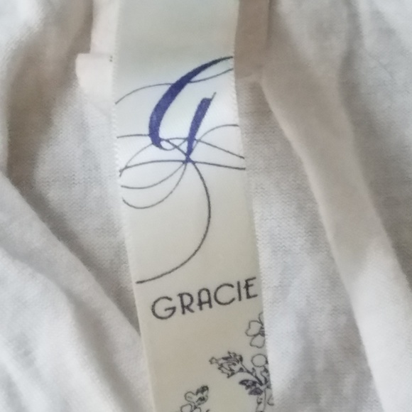 Top - Picture 4 of 4